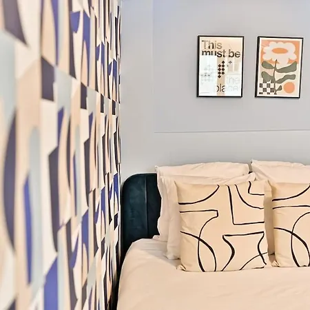 Apartment 3 2eme - Iii *