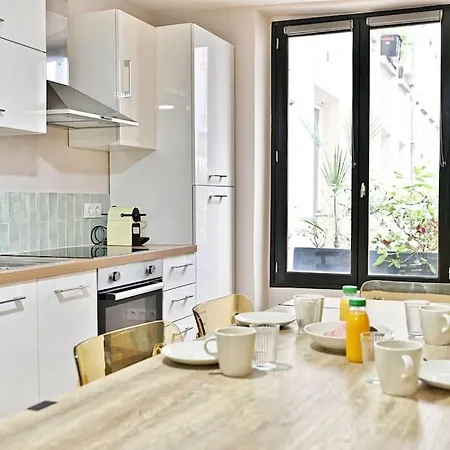 3 2eme - Iii Apartment *