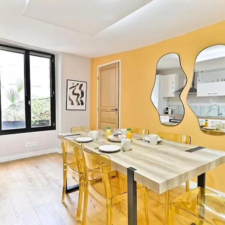 3 2eme - Iii Apartment *